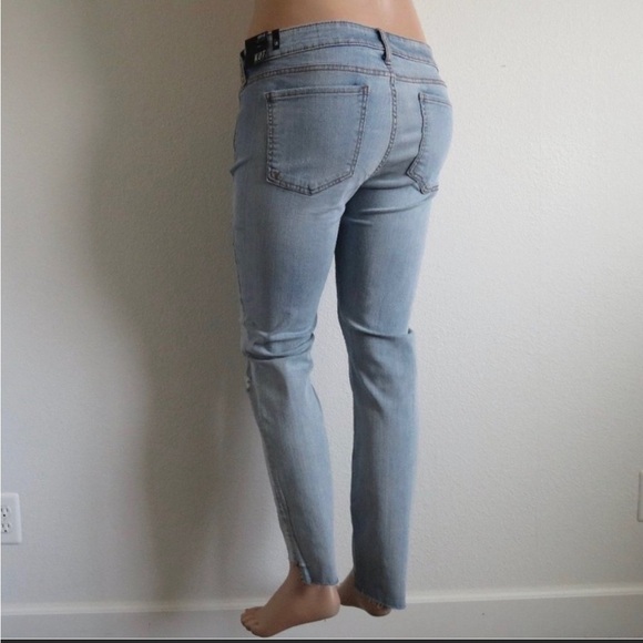 KUT from the KLOTH Jeans Women’s DISTRESSED Connie Ankle Skinny Plus Size 18 NWT - Picture 2 of 4